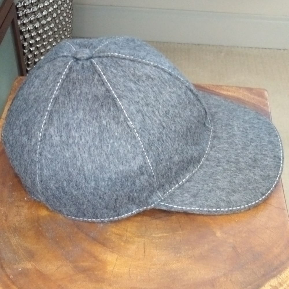 Gucci Wool Baseball Cap Authentic - image 5